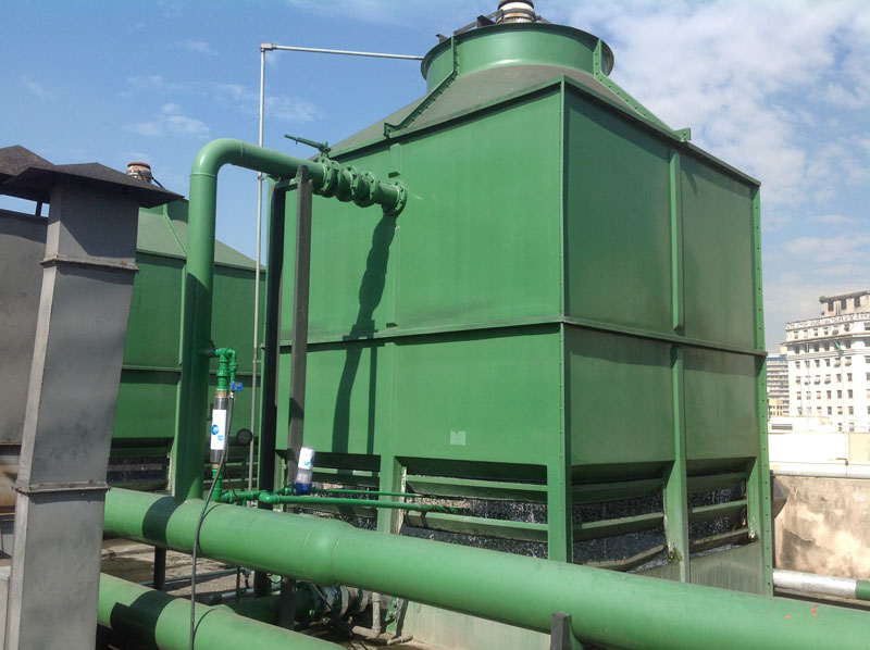 Manutenção de torres de resfriamento